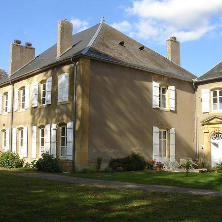 Maison D'Hotes Le Chateau De Puxe Екстериор снимка