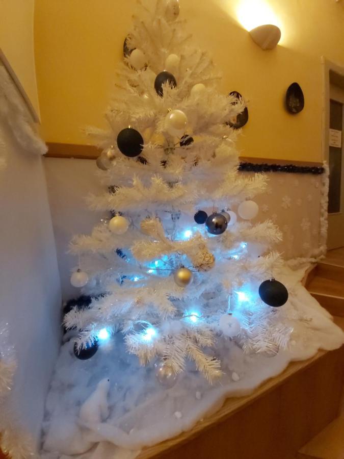 Maison D'Hotes Le Chateau De Puxe Екстериор снимка
