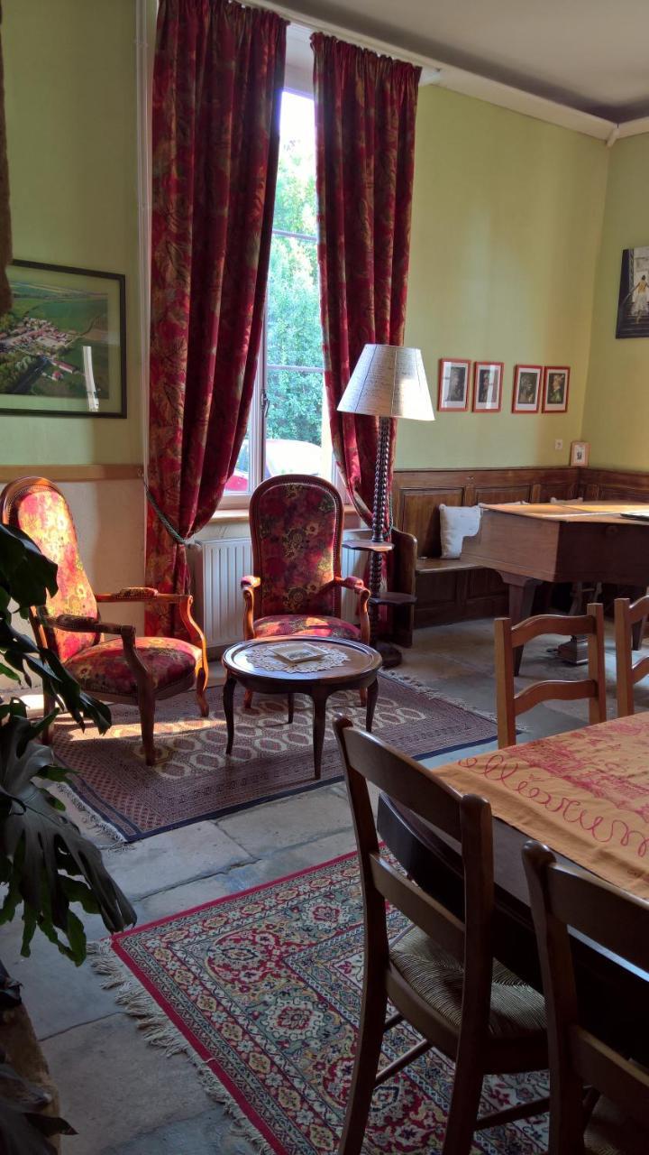 Maison D'Hotes Le Chateau De Puxe Екстериор снимка